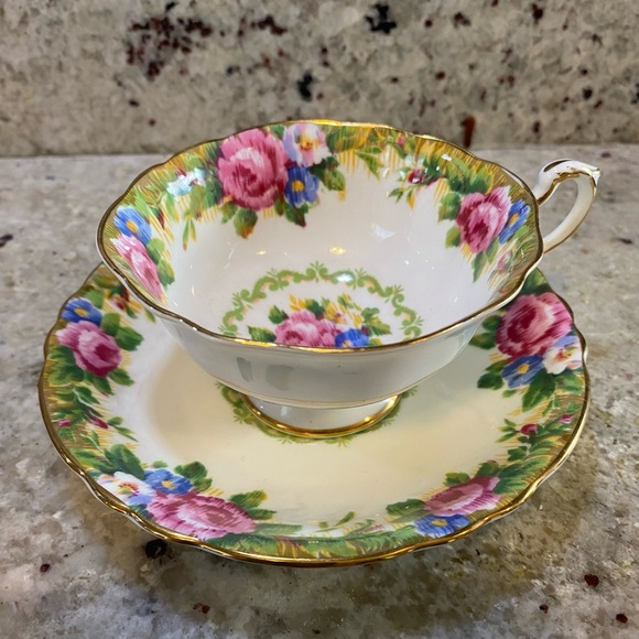 PARAGON Other - Paragon England Tapestry Pattern Green Pink Floral Band Tea Cup & Saucer 464